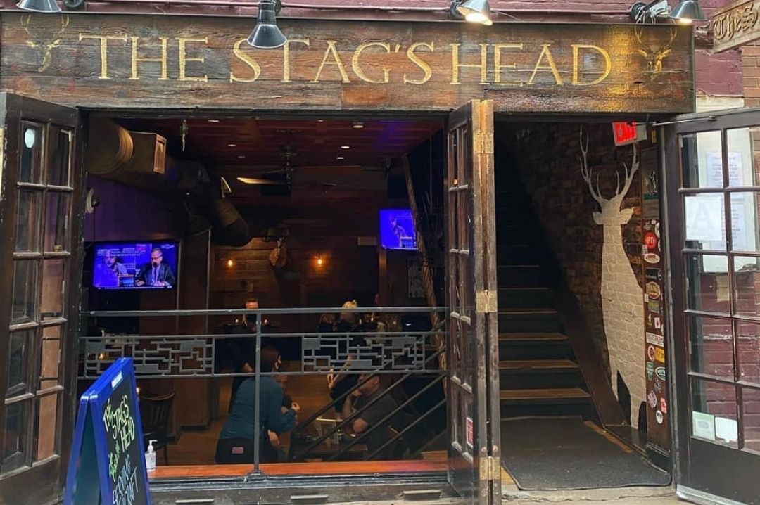 thestag'shead manhattanbeergardens